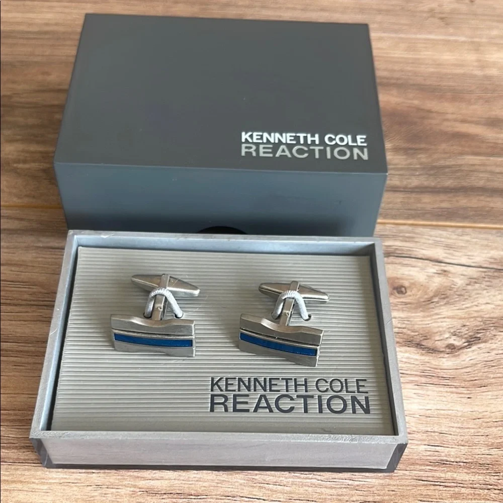 Kenneth Cole Reaction Silver and Blue Cufflinks